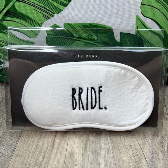 Rae Dunn BRIDE White Wedding Sleep Eye Mask MRS Wedding Bachelorette NEW IN BOX - Picture 1 of 7